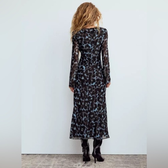 Zara Black and Gray Cowl Neck Bell Sleeve Gown - Picture 2 of 8